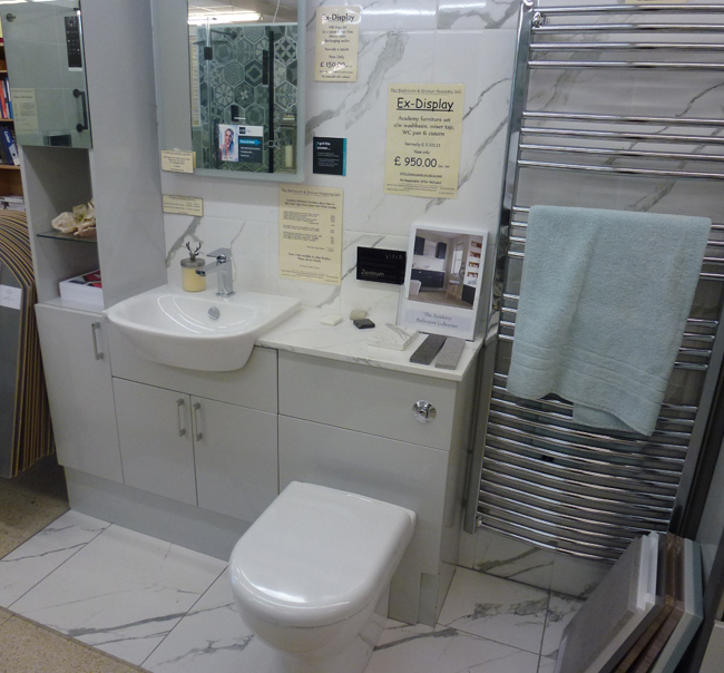 ExDisplay Items Showroom, Design Service, Dibden Purlieu, Southampton The Bathroom
